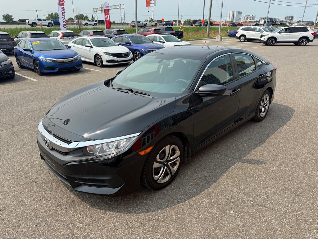 Honda Civic Sedan DX 2018 à Lachenaie, Québec - 1 - w1024h768px