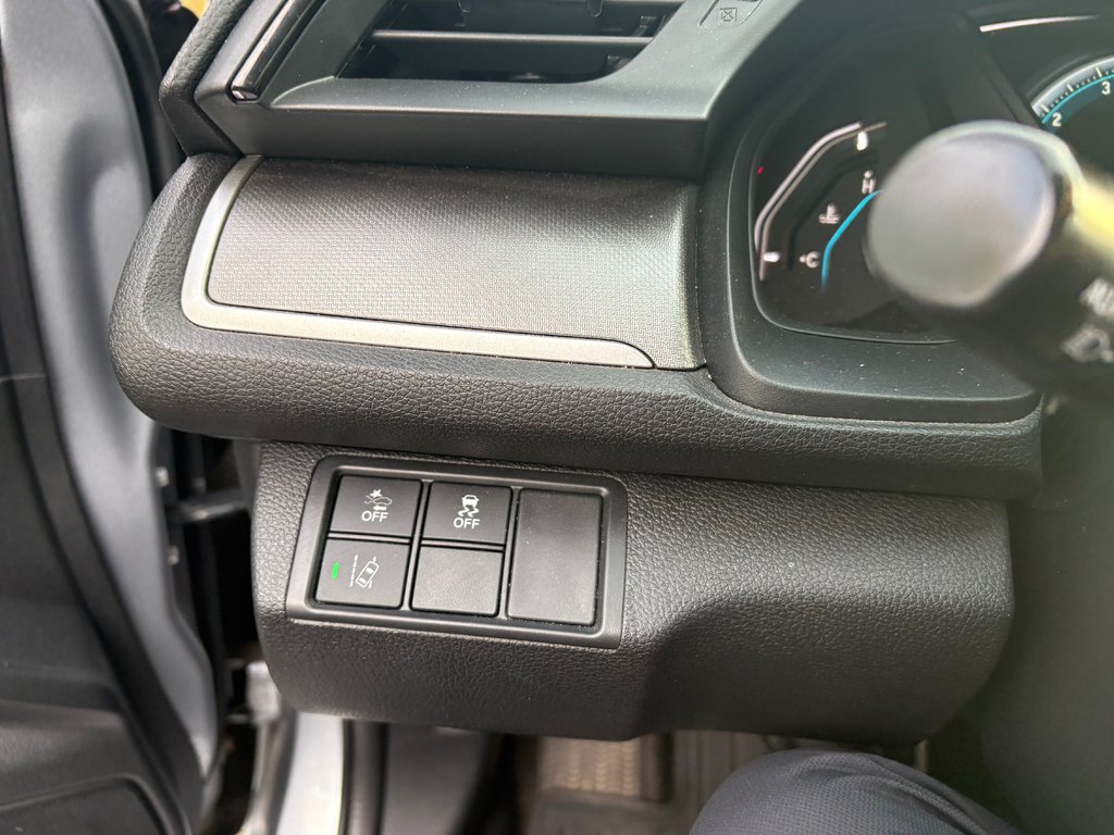 2018 Honda Civic Sedan SE MAGS ET DEMARREUR in Montreal, Quebec - 8 - w1024h768px