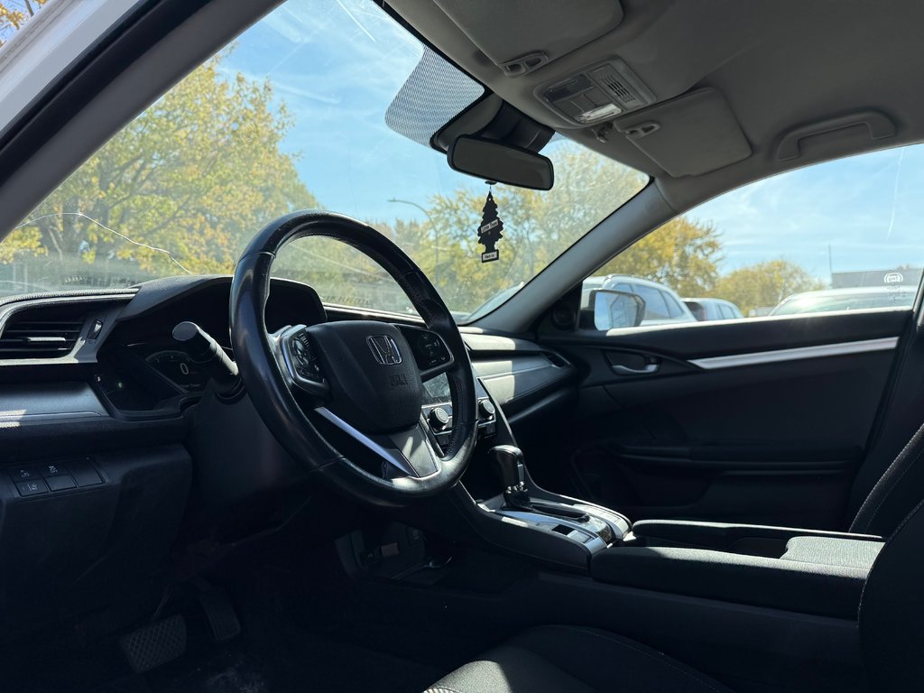 2018 Honda Civic Sedan SE in Montreal, Quebec - 10 - w1024h768px