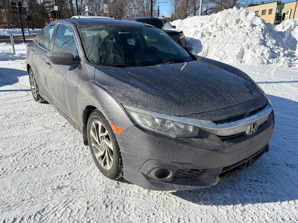 Honda Civic Sedan SE 2018 à Montréal, Québec - 2 - w1024h768px