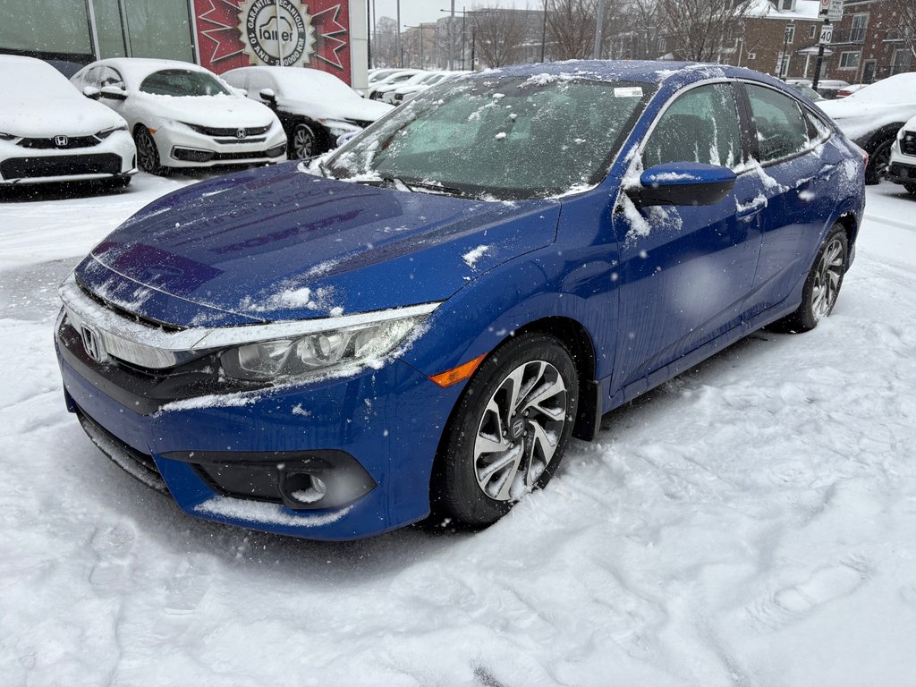 Honda Civic Sedan SE 2018 à Montréal, Québec - 1 - w1024h768px