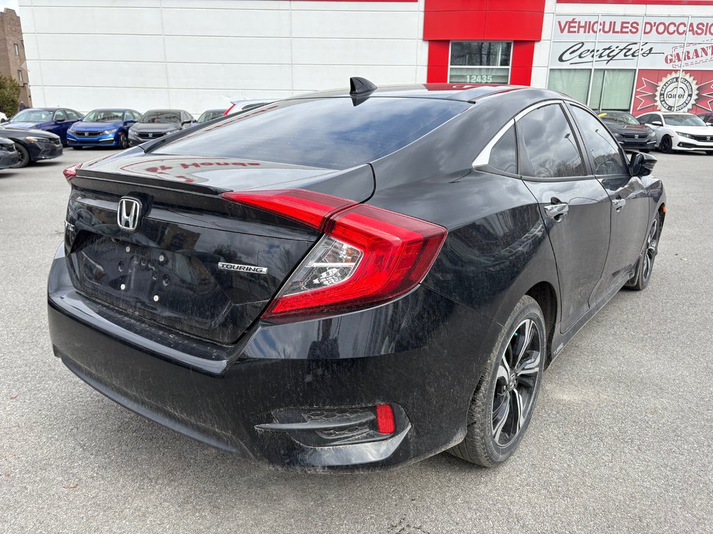 2018 Honda Civic Sedan Touring in Montréal, Quebec - 3 - w1024h768px