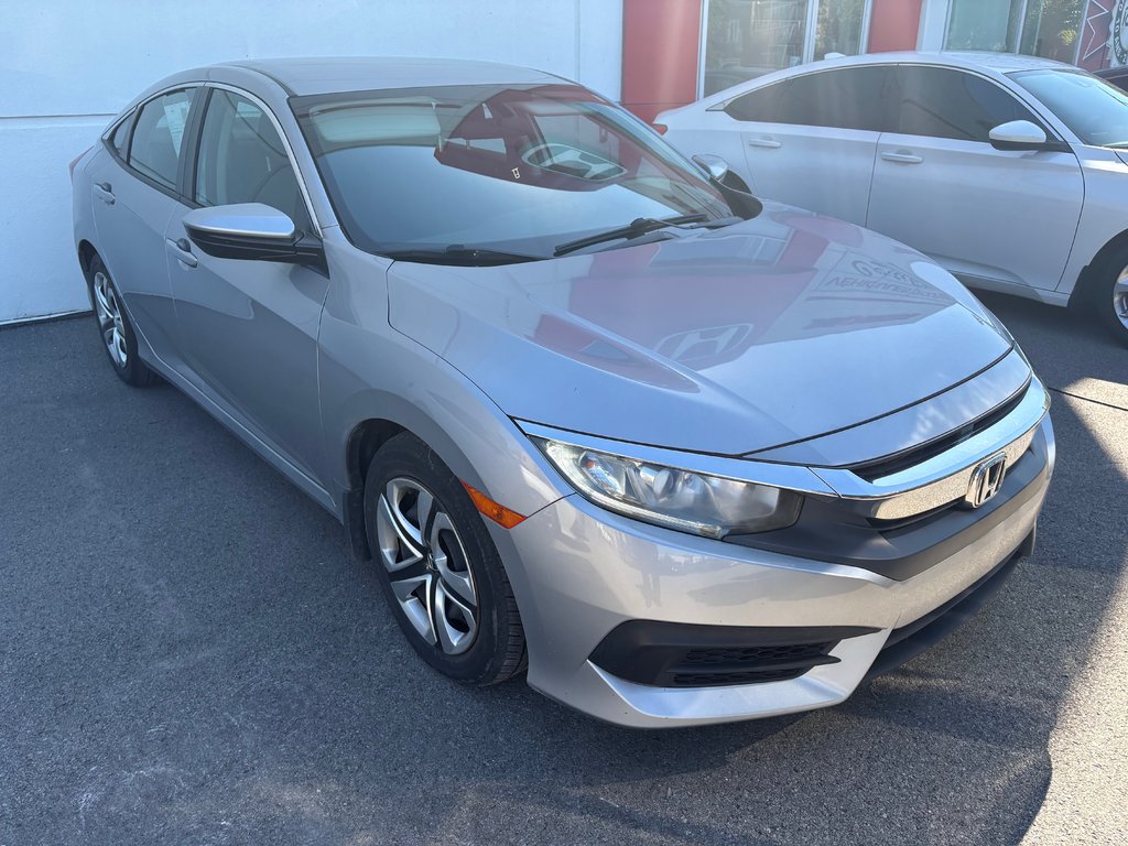 Honda Civic Sedan LX 2018 à Montréal, Québec - 2 - w1024h768px