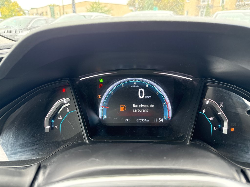 2018 Honda Civic Sedan LX in Montréal, Quebec - 9 - w1024h768px