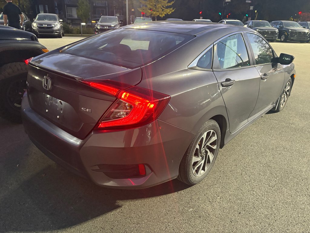 Honda Civic Sedan SE 2018 à Montréal, Québec - 3 - w1024h768px
