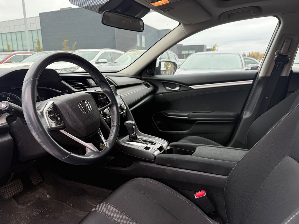2019 Honda Civic Sedan EX in Montreal, Quebec - 10 - w1024h768px