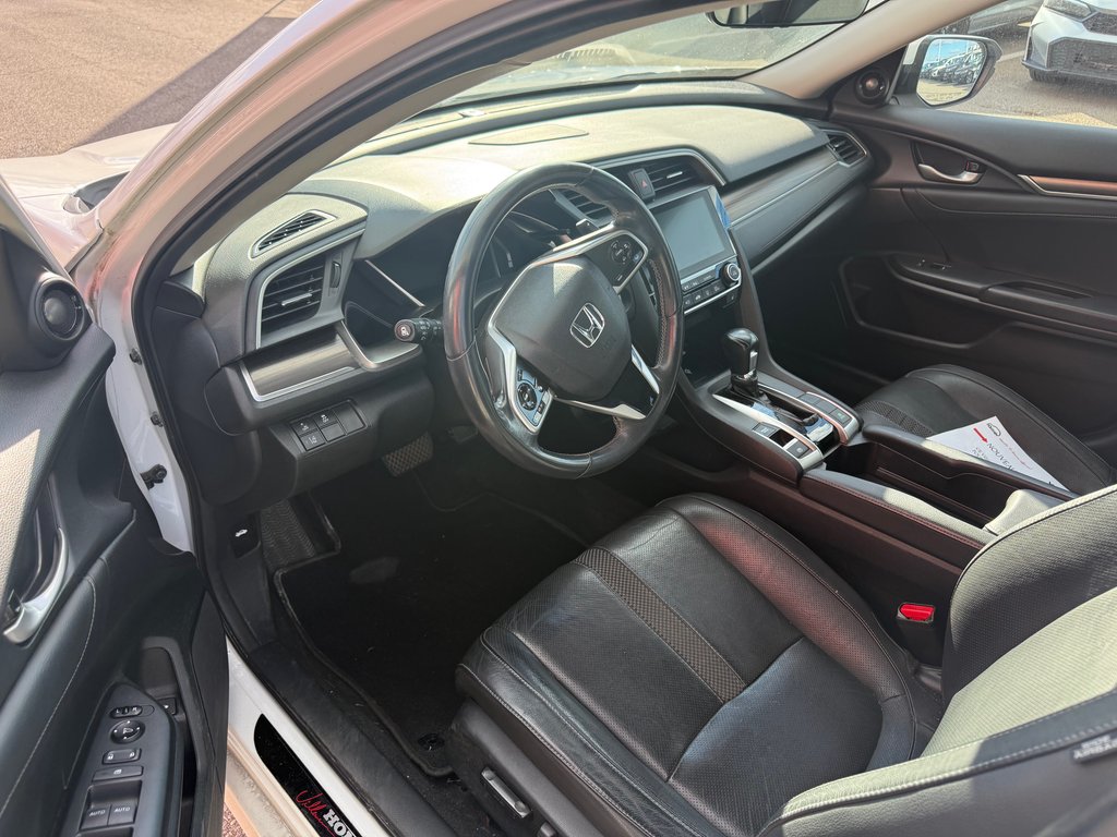 Honda Civic Sedan Touring/UN PROPRIÉTAIRE 2019 à Lachenaie, Québec - 9 - w1024h768px