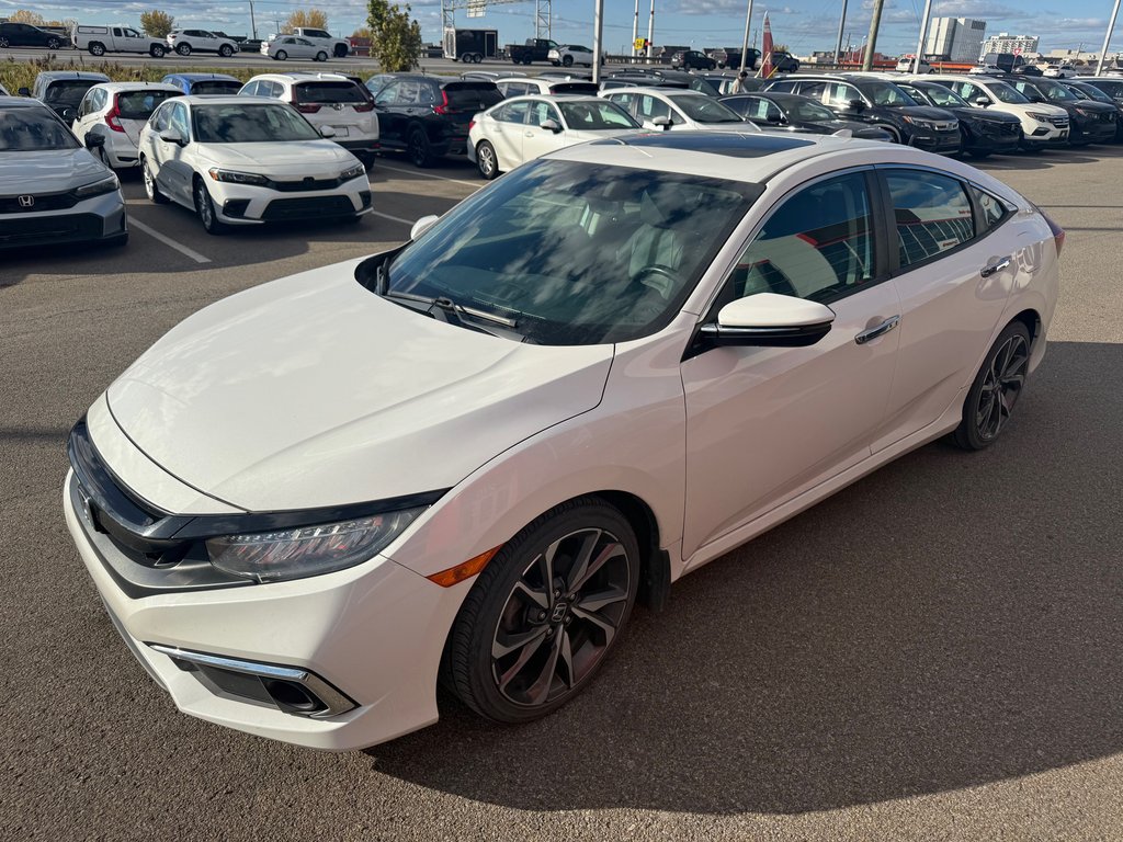 Honda Civic Sedan Touring/UN PROPRIÉTAIRE 2019 à Lachenaie, Québec - 1 - w1024h768px