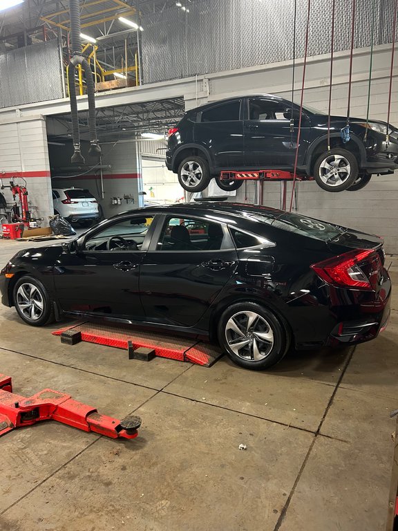 Civic Sedan LX 2020 à Lachenaie, Québec - 4 - w1024h768px