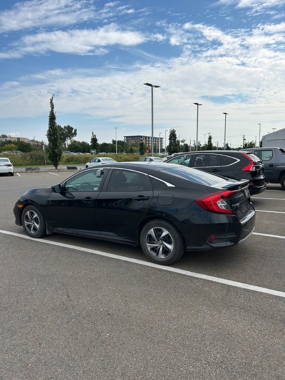 2020  Civic Sedan LX in Montreal, Quebec - 3 - w1024h768px