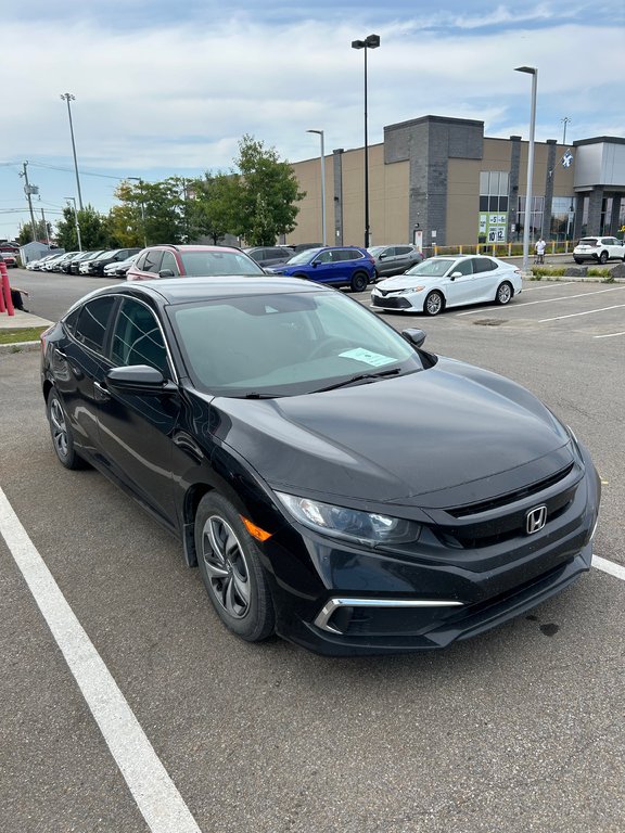 2020  Civic Sedan LX in Lachenaie, Quebec - 5 - w1024h768px