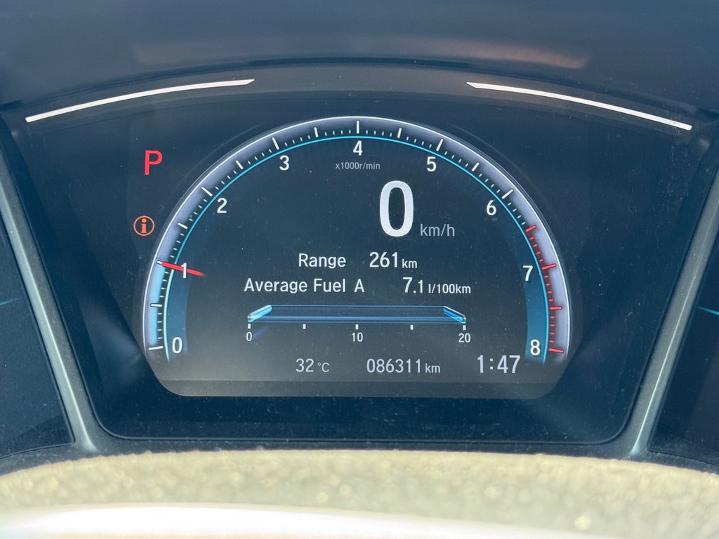 2020 Honda Civic Sedan Touring JAMAIS ACCIDENTÉ in , Quebec - 8 - w1024h768px
