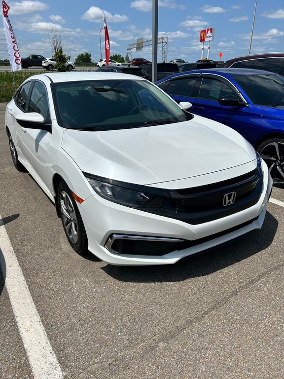 Honda Civic Sedan LX 2020 à Montréal, Québec - 3 - w1024h768px