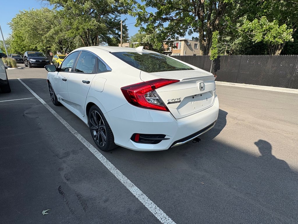 2020 Honda Civic Sedan Touring excellente condition in Montreal, Quebec - 2 - w1024h768px