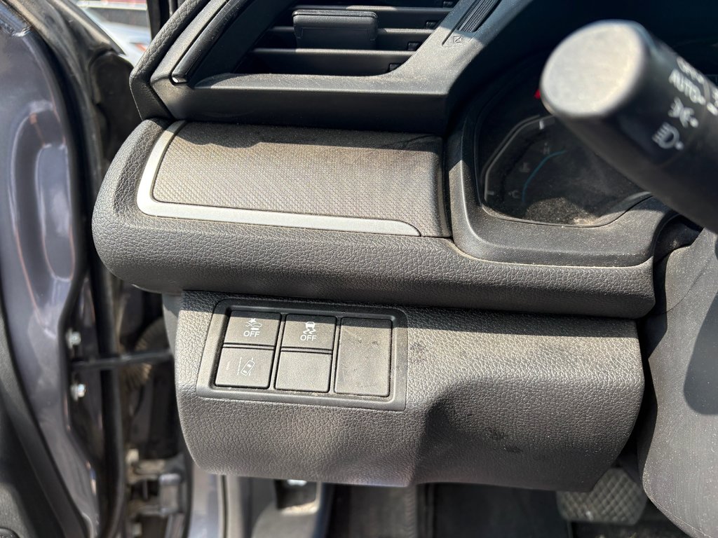 2021 Honda Civic Sedan LX 1 PORPRIO JAMAIS ACCIDENTÉ in , Quebec - 10 - w1024h768px