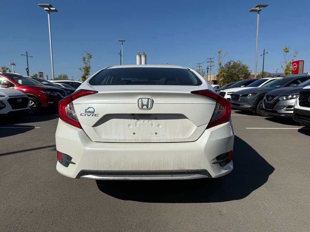2021 Honda Civic Sedan EX in Montreal, Quebec - 5 - w1024h768px