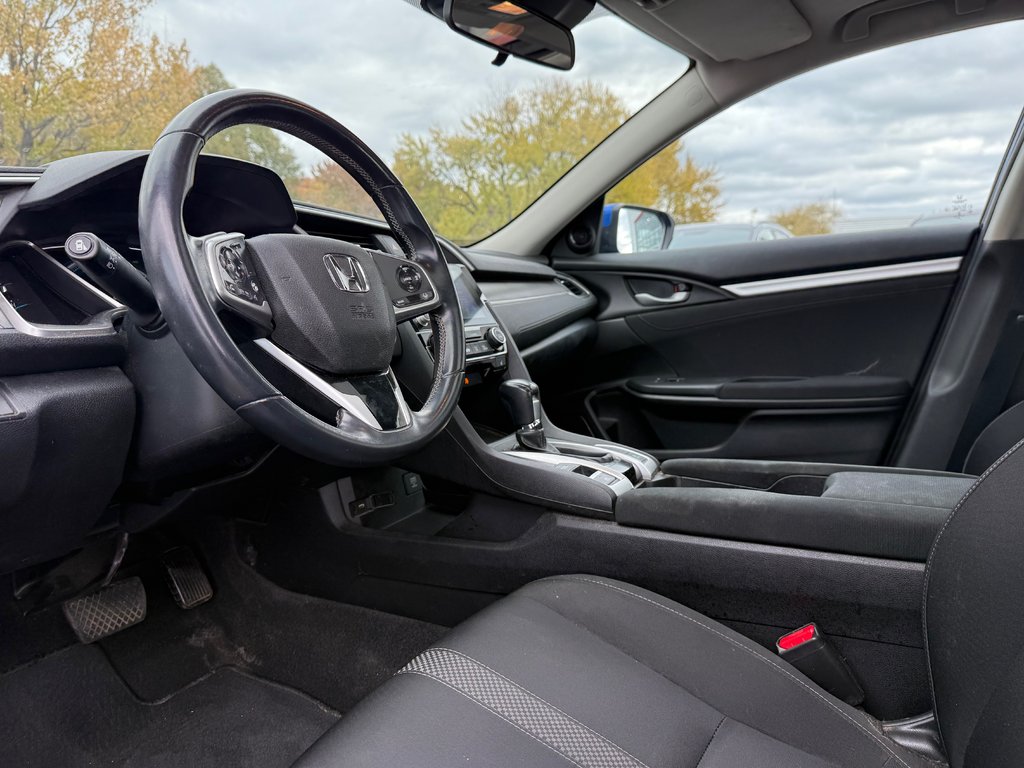 2021 Honda Civic Sedan EX in Montreal, Quebec - 10 - w1024h768px