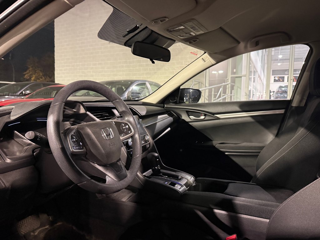 Honda Civic Sedan LX 2021 à Montréal, Québec - 10 - w1024h768px