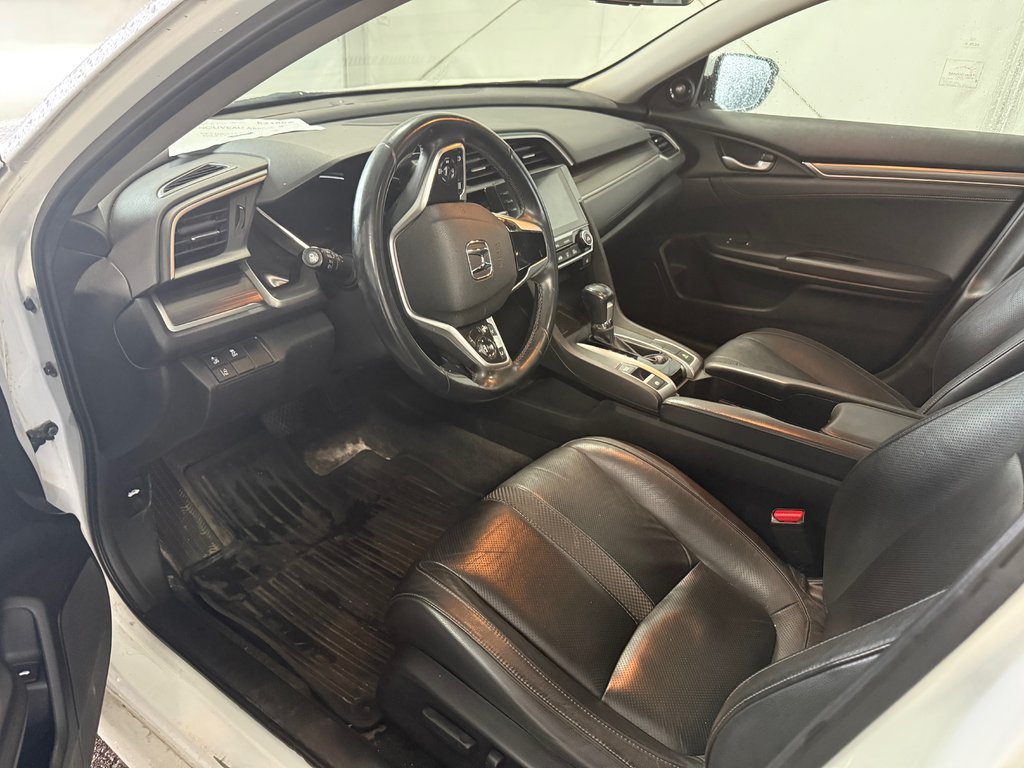 2021 Honda Civic Sedan Touring in , Quebec - 7 - w1024h768px