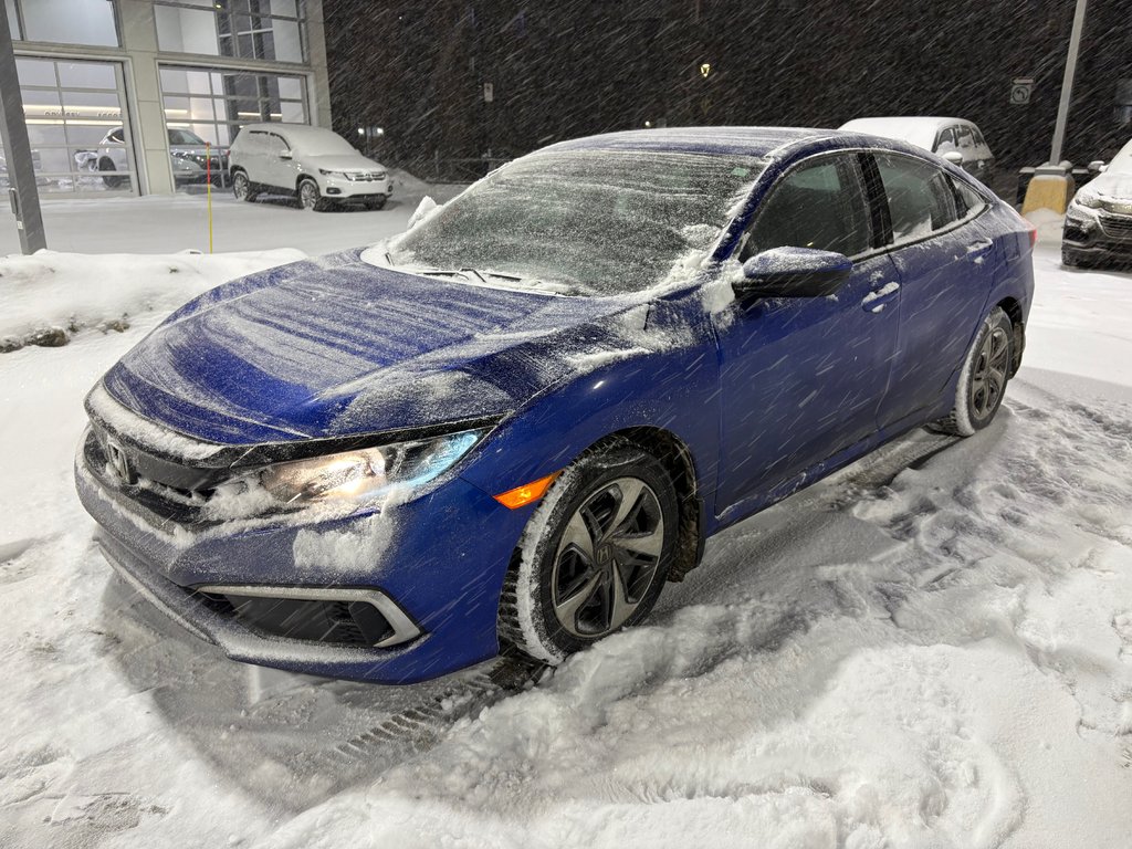Honda Civic Sedan LX 2021 à , Québec - 1 - w1024h768px
