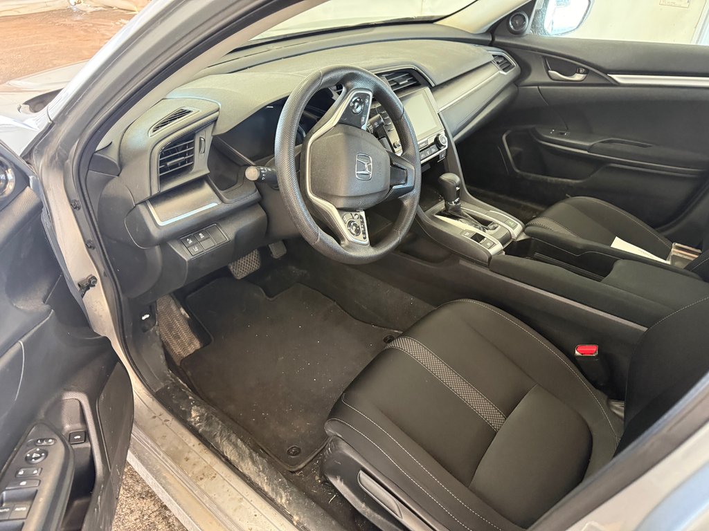2021 Honda Civic Sedan LX in Lachenaie, Quebec - 11 - w1024h768px