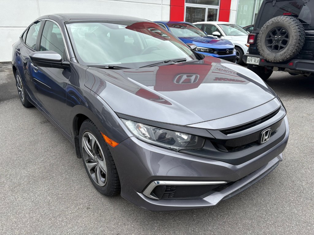 2021 Honda Civic Sedan LX in Montréal, Quebec - 2 - w1024h768px