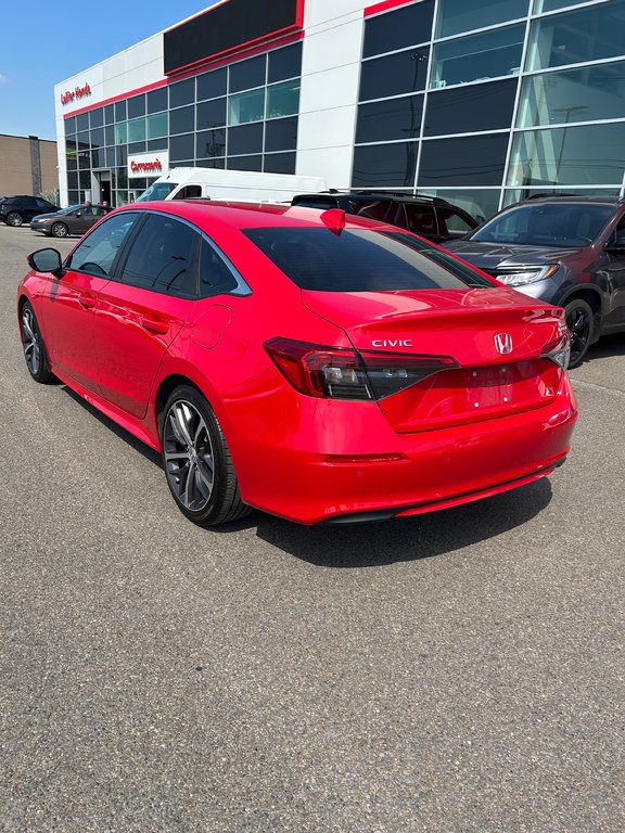 2022 Honda Civic Sedan Touring in Lachenaie, Quebec - 2 - w1024h768px