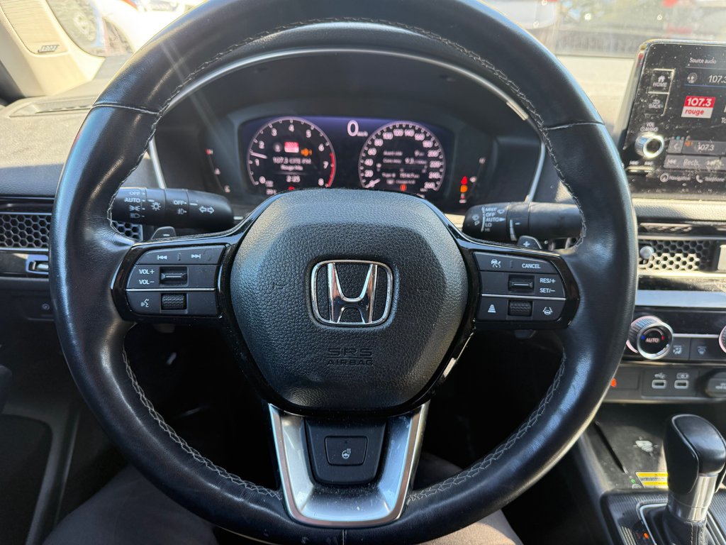 2022 Honda Civic Sedan Touring in Montreal, Quebec - 7 - w1024h768px