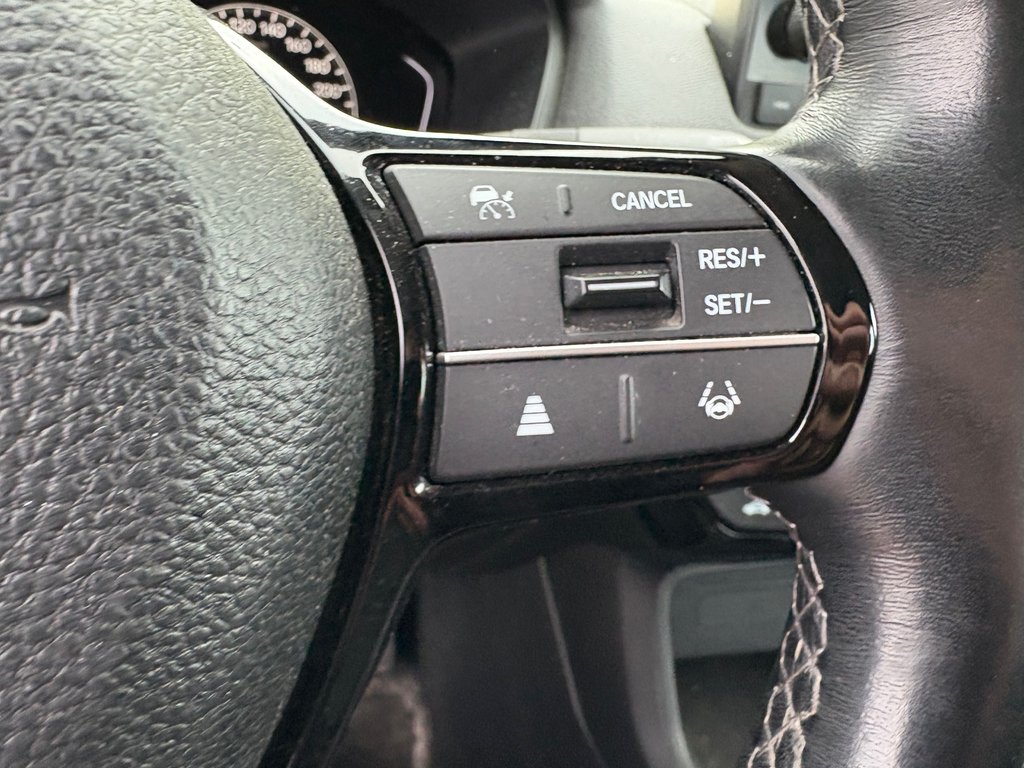 2022 Honda Civic Sedan EX 46 000 km jamais accidenté in Montreal, Quebec - 8 - w1024h768px