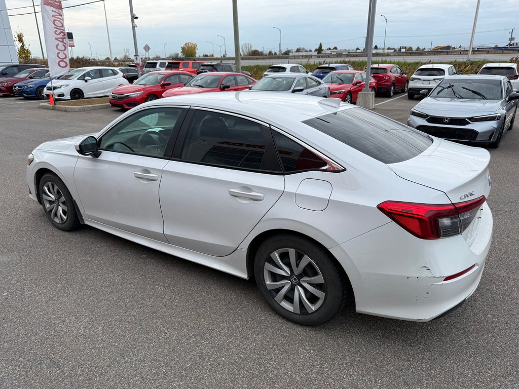 2022 Honda Civic Sedan LX in Lachenaie, Quebec - 2 - w1024h768px