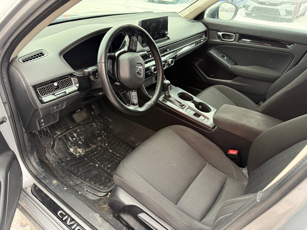 2022 Honda Civic Sedan EX in Lachenaie, Quebec - 11 - w1024h768px