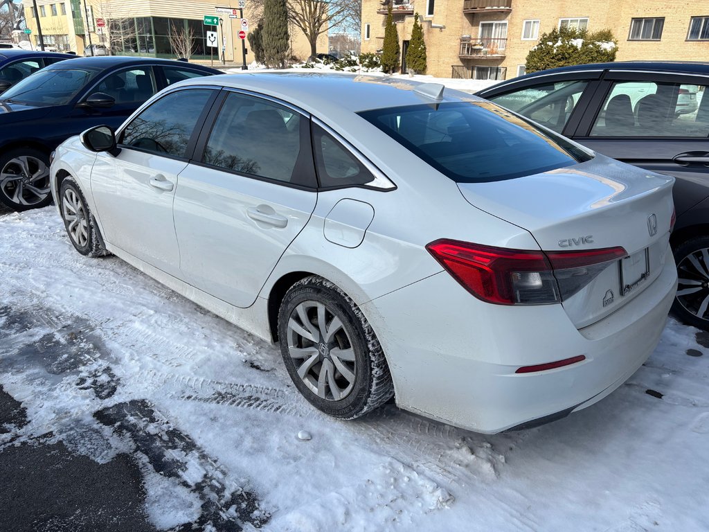 2022 Honda Civic Sedan LX in Montréal, Quebec - 4 - w1024h768px