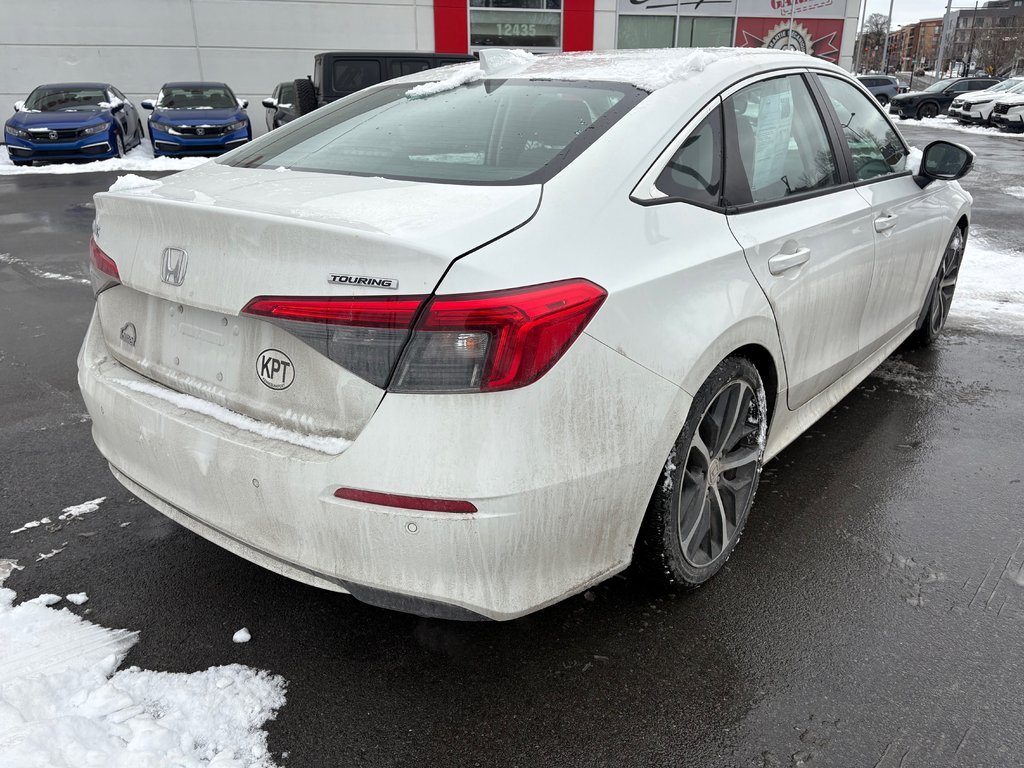 2022 Honda Civic Sedan Touring in Montréal, Quebec - 3 - w1024h768px