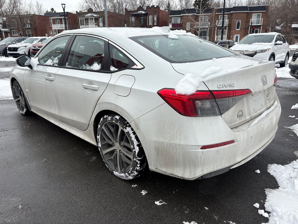 2022 Honda Civic Sedan Touring in Montréal, Quebec - 4 - w1024h768px