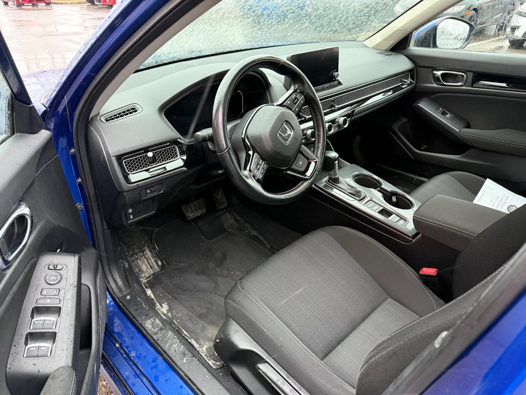2022 Honda Civic Sedan EX in Lachenaie, Quebec - 5 - w1024h768px