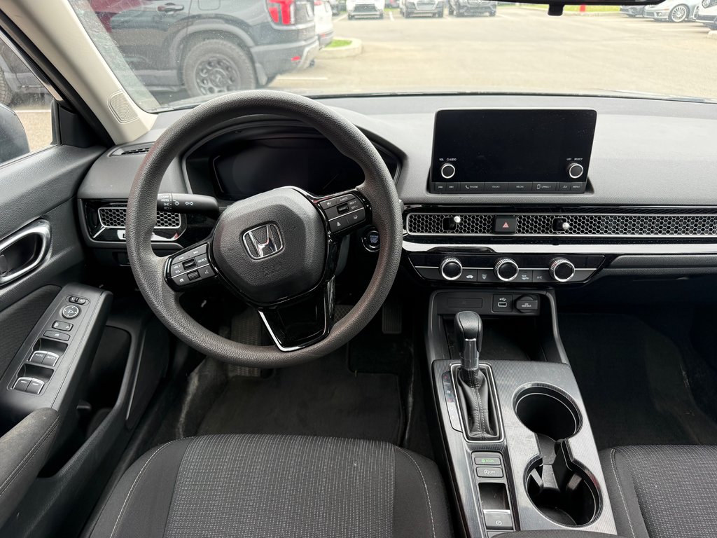 2022 Honda Civic Sedan LX in Lachenaie, Quebec - 12 - w1024h768px