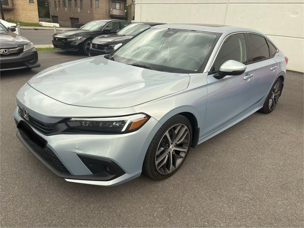2022 Honda Civic Sedan Touring in Montréal, Quebec - 1 - w1024h768px