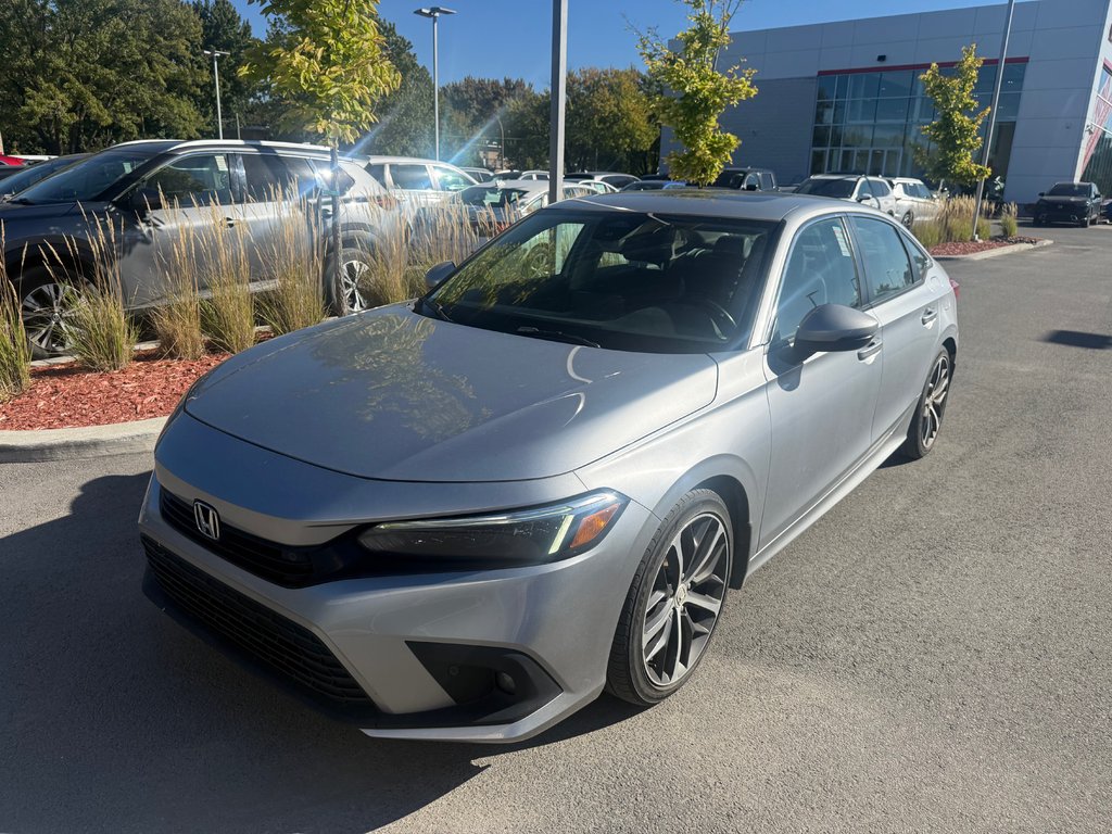 2022 Honda Civic Sedan Touring in Montreal, Quebec - 1 - w1024h768px