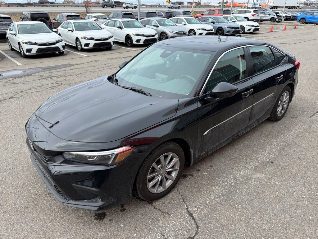 2023 Honda Civic Sedan EX in Lachenaie, Quebec - 1 - w1024h768px