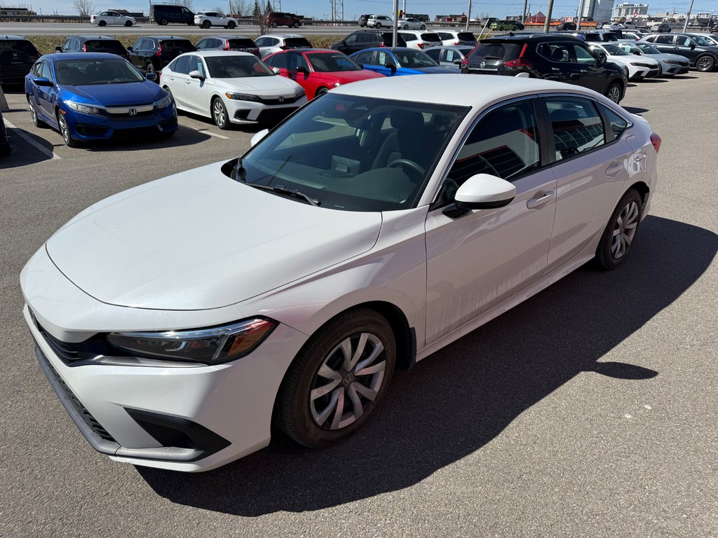 Honda Civic Sedan LX 2023 à Lachenaie, Québec - 1 - w1024h768px