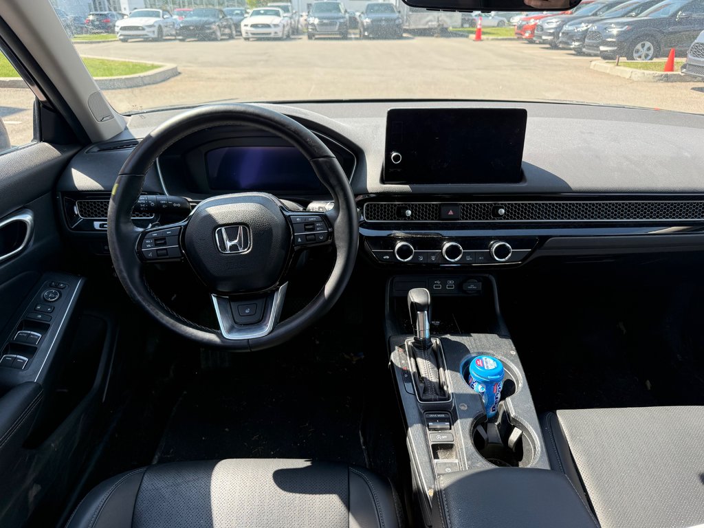 Honda Civic Sedan Touring 2023 à Lachenaie, Québec - 6 - w1024h768px