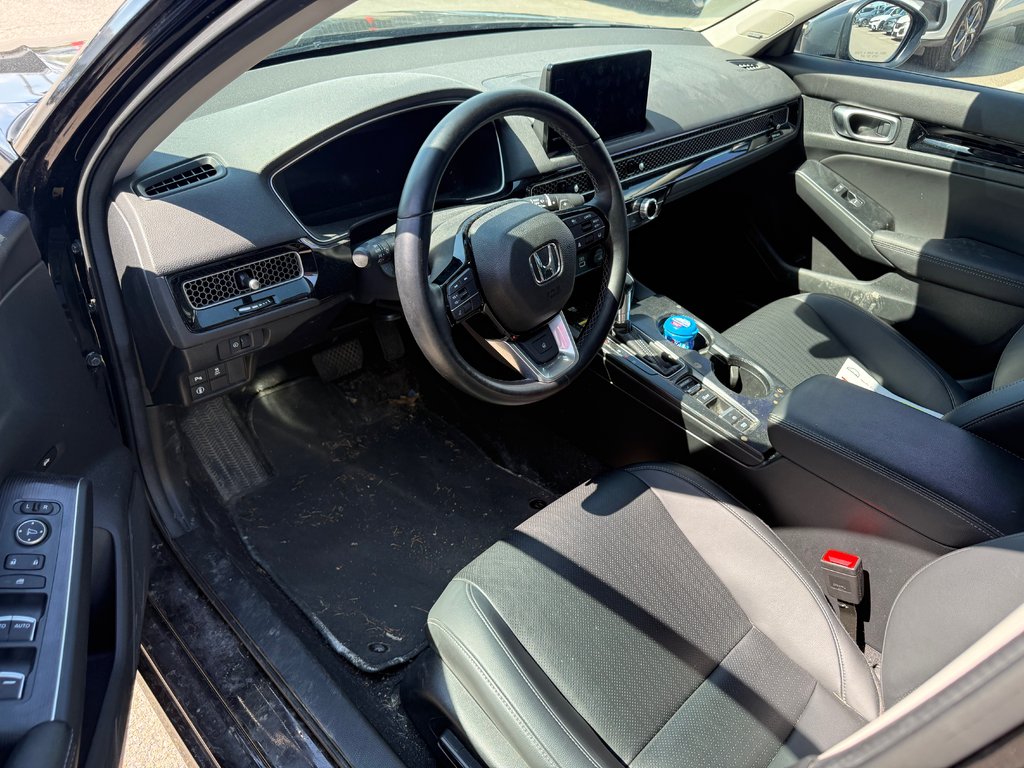 Honda Civic Sedan Touring 2023 à Lachenaie, Québec - 4 - w1024h768px