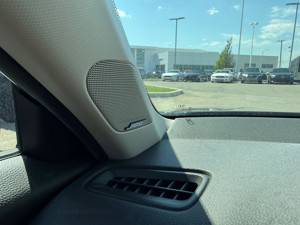 Honda Civic Sedan Touring 2023 à Lachenaie, Québec - 8 - w1024h768px