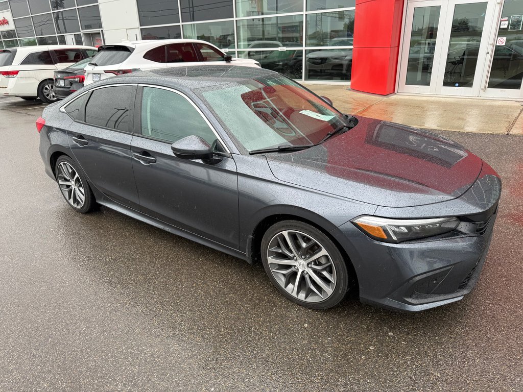 2023 Honda Civic Sedan Touring in Lachenaie, Quebec - 7 - w1024h768px