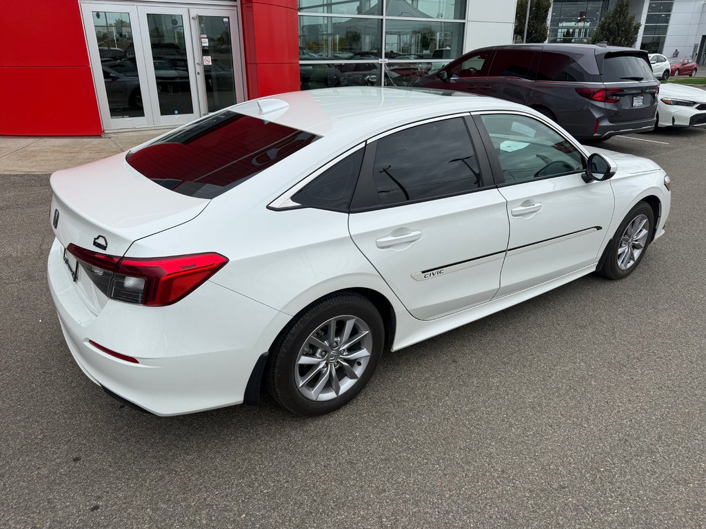 2023 Honda Civic Sedan EX/ UN PROPRIÉTAIRE in Lachenaie, Quebec - 6 - w1024h768px