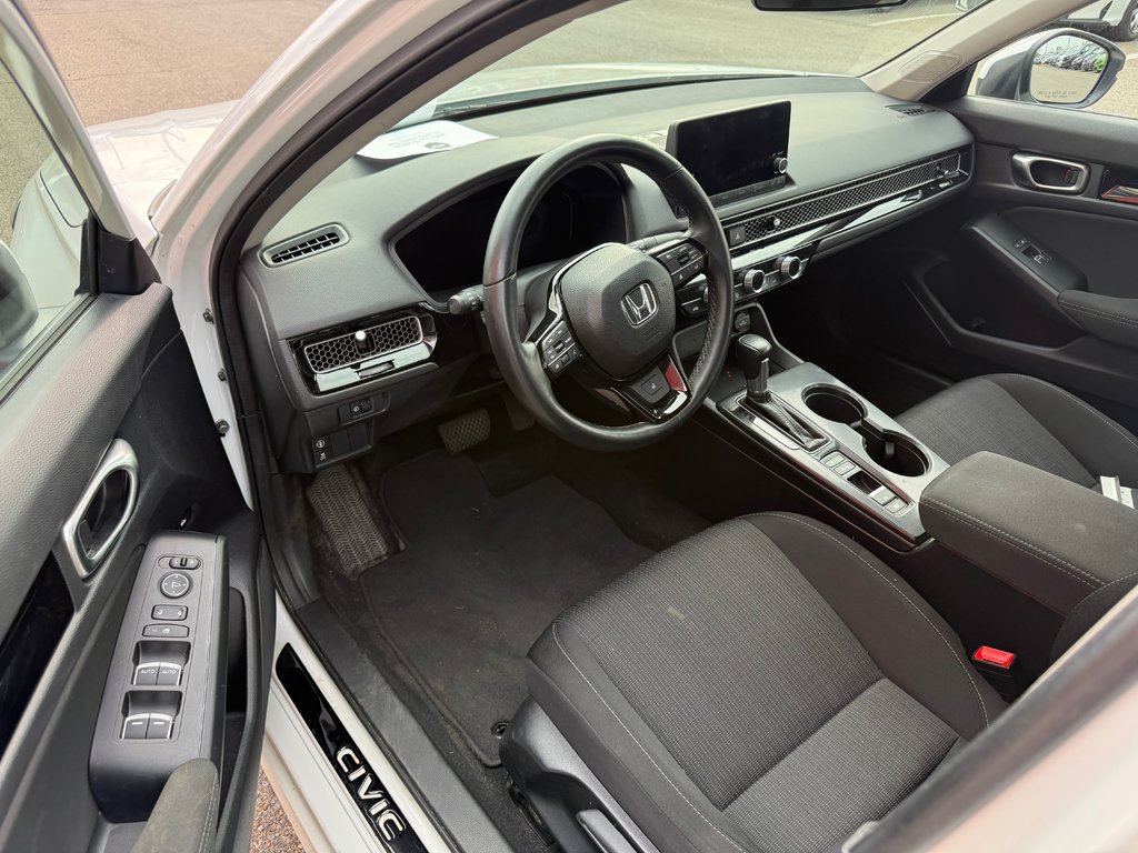 Honda Civic Sedan EX/ UN PROPRIÉTAIRE 2023 à Lachenaie, Québec - 10 - w1024h768px