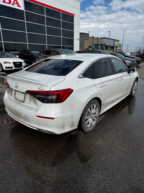 Honda Civic Sedan LX-B 2024 à , Québec - 5 - w1024h768px