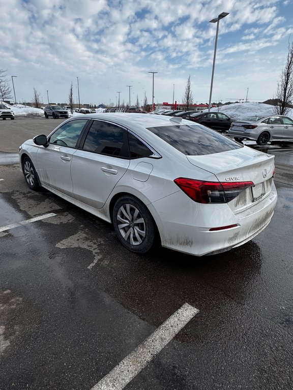 Honda Civic Sedan LX-B 2024 à , Québec - 4 - w1024h768px