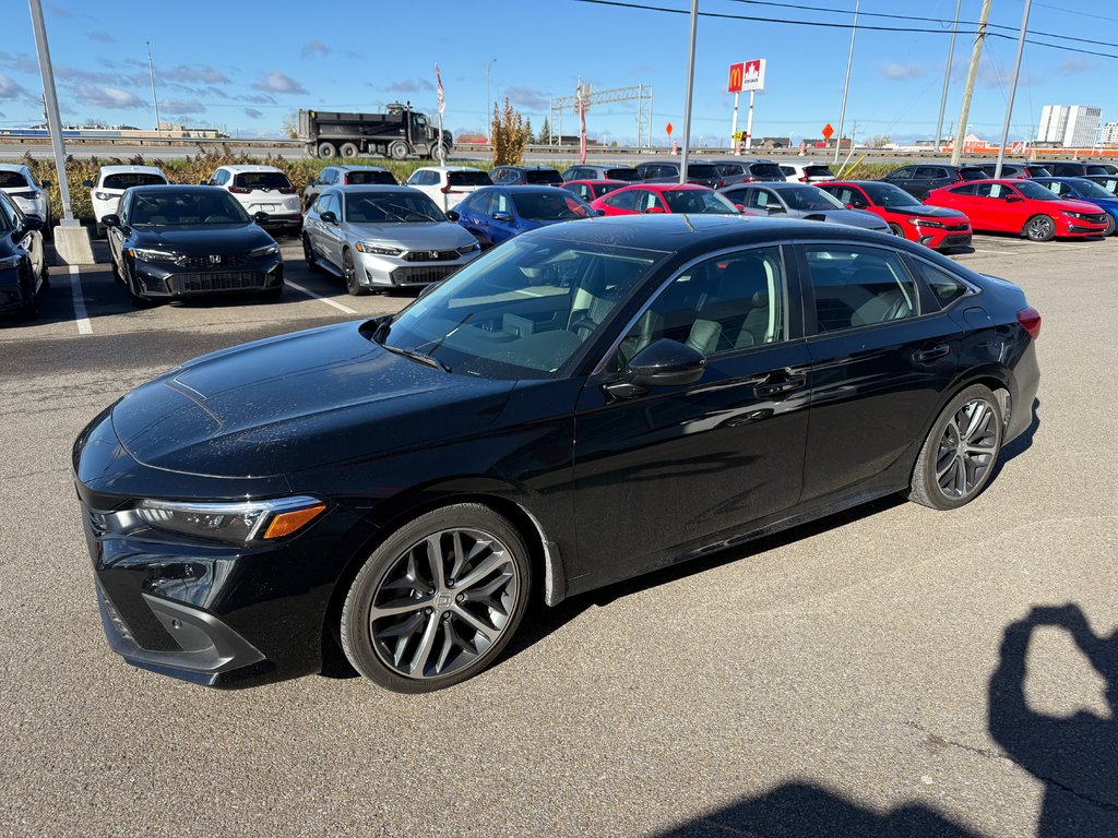 Honda Civic Sedan Touring 2024 à Lachenaie, Québec - 1 - w1024h768px