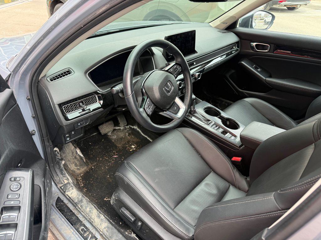 Honda Civic Sedan Touring 2024 à Lachenaie, Québec - 10 - w1024h768px